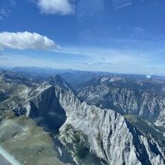 Flugwegposition um 11:46:10: Aufgenommen in der Nähe von Gemeinde Turnau, Österreich in 2369 Meter